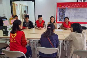 浓浓关爱暖人心，江南(中国)集团党支部慰问困难单亲家庭