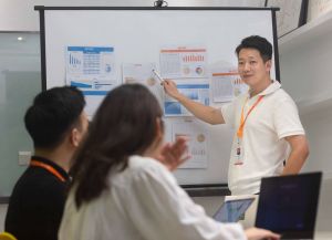 企业江南在线客服策略的实施步骤与建议